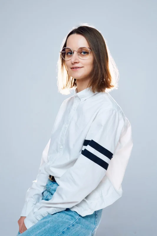 books author and illustrator aneta kmieć-wawrzyniak ravavik